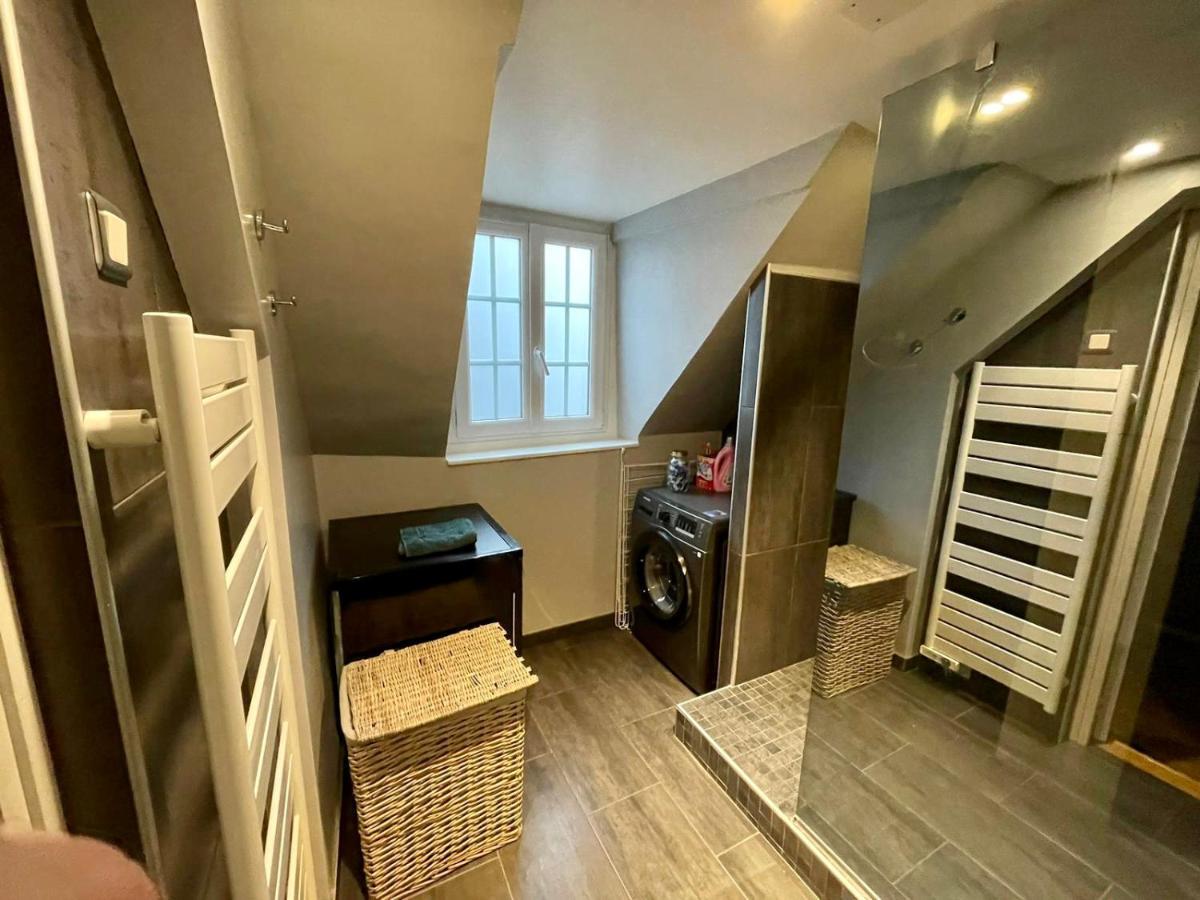 Sous Les Clochers De Rouen - Spacieux Logement Exterior foto